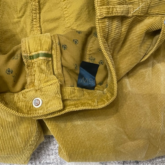 Pilcro The Icon Corduroy Pants
Chartreuse Anthropologie Women's 16W
Bootcut - Picture 9 of 12